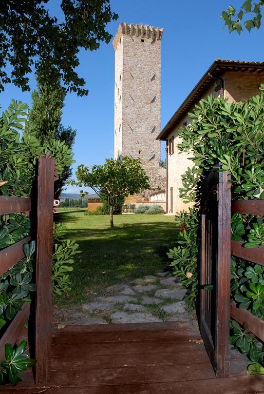 Agriturismo Le Due Torri - Torre Quandrano Cannara Ngoại thất bức ảnh